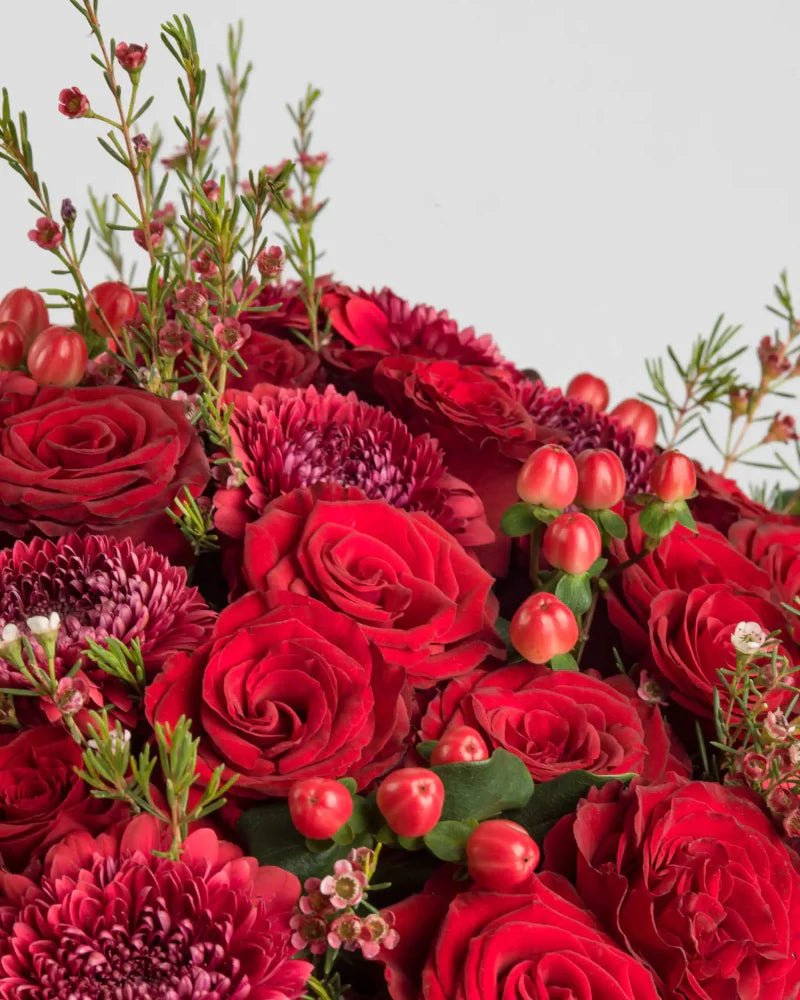 Hold Me Enamored - Alissar Flowers Doha